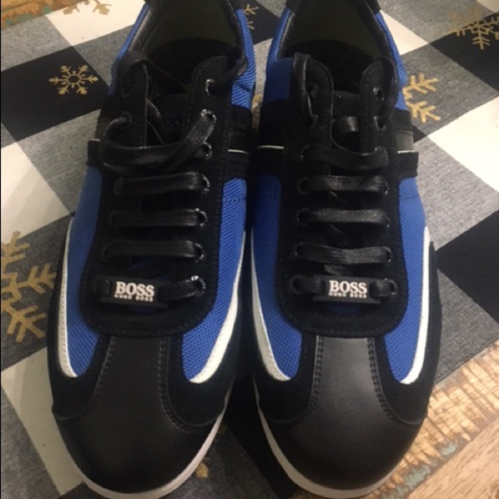 Men’s Hugo Boss sneakers. New.